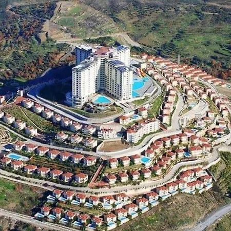 Gold City Luxury3 *